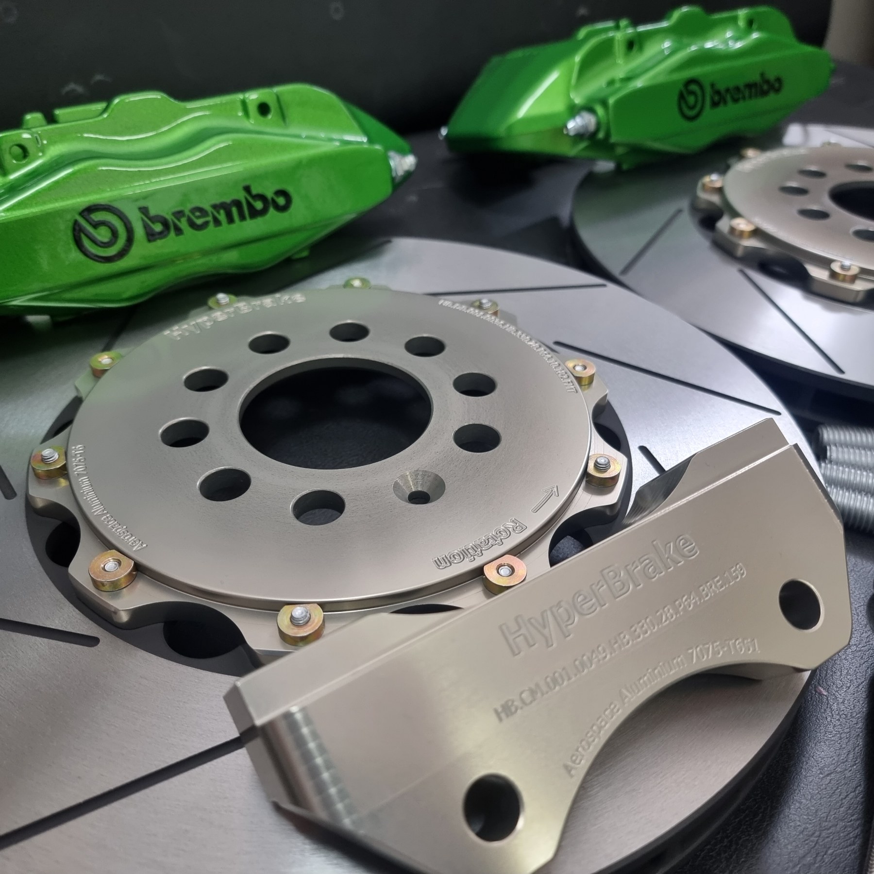 HyperBrake Motorsport Front 4pot Big Brake Kit without calipers for Audi TT QUATTRO MK1 (8N) for Brembo calipers from Alfa Romeo 159 TBi/Renault Megane RS and 2-Piece Full Floating Brake Rotors 330x28mm - Image 7